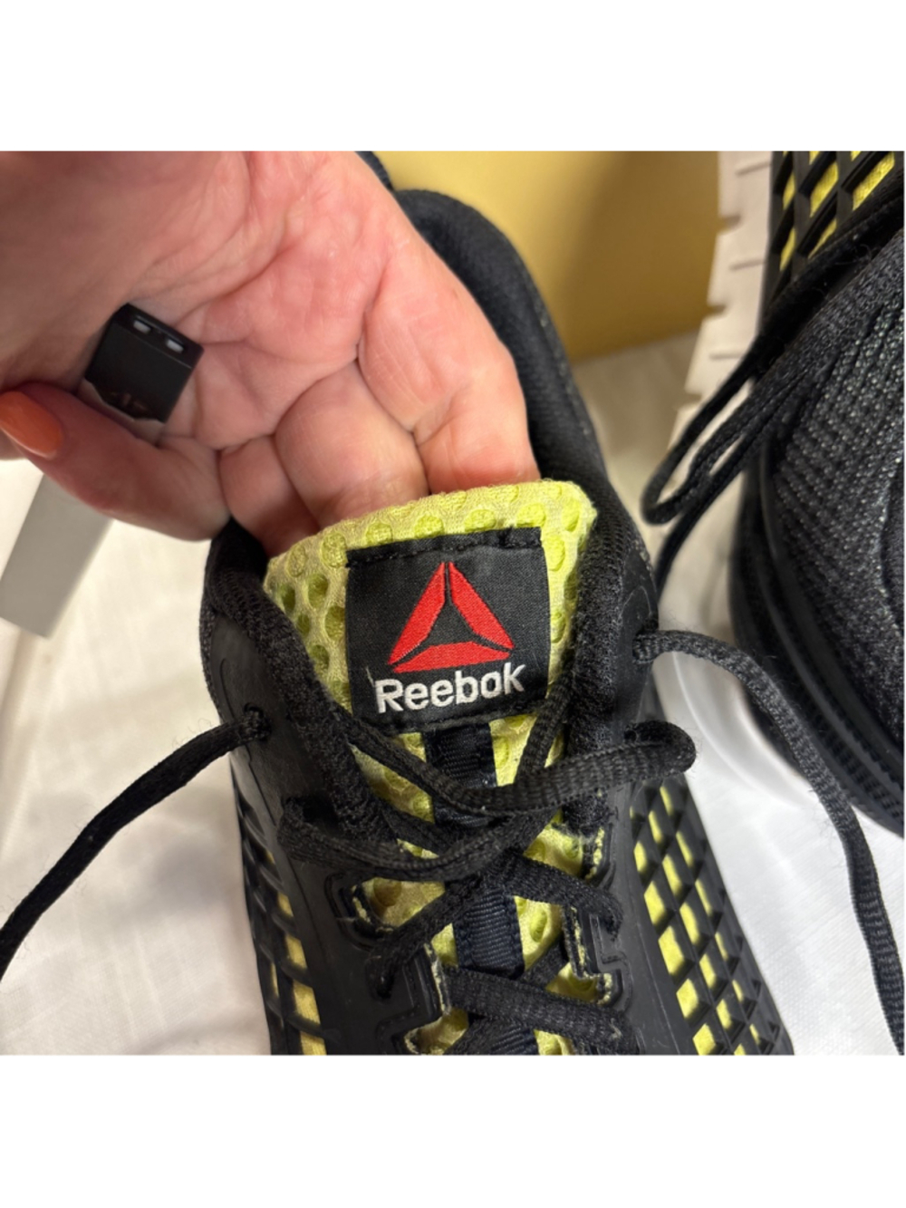 Reebok ZQuick 2.0 Running Shoe featuring Nanoweb and Z-Rated technologies. 11.5 - Picture 6 of 7